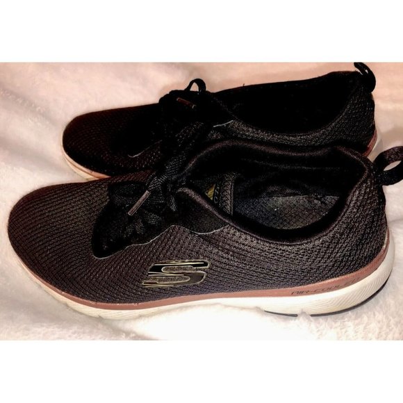 Skechers Other - SKECHERS LITE WEIGHT WALKING RUNNING ATHLETIC SHOES MENS SIZE 9 BLACK
